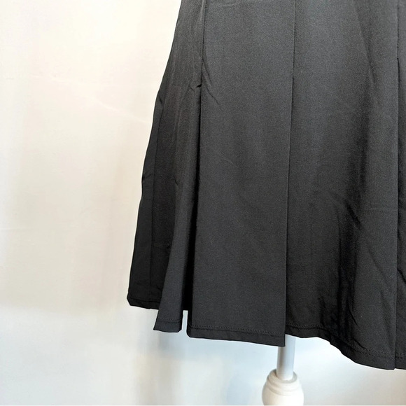 Abercrombie & Fitch Pleated Traveler Mini Dress - Black - Picture 5 of 8